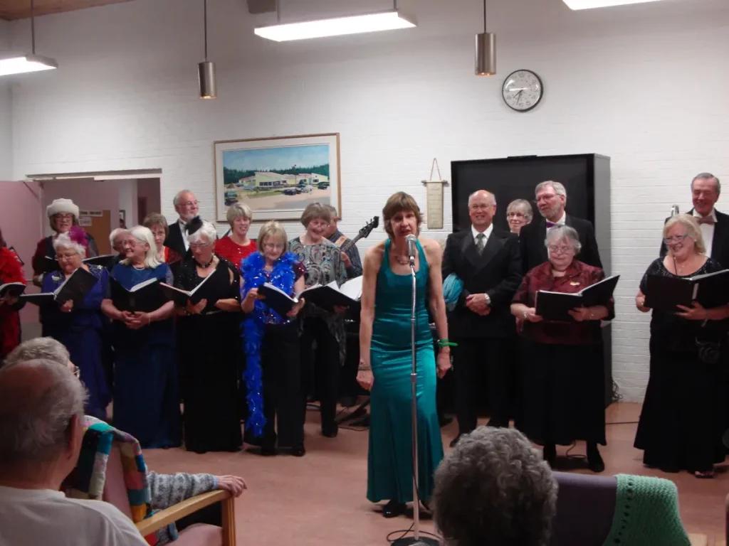 Anne leading the Studio Singers at the Shoreham Glitz and Glam performance (Dec 2013)