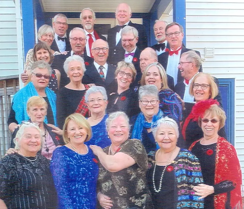 A fantastic group photo of the choir dressed to impress!