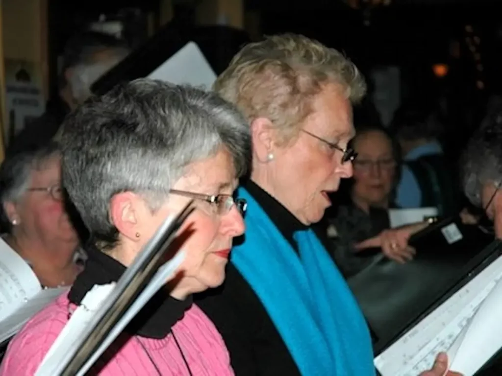 Coldest Day - Joan and Bevers singing (2011)